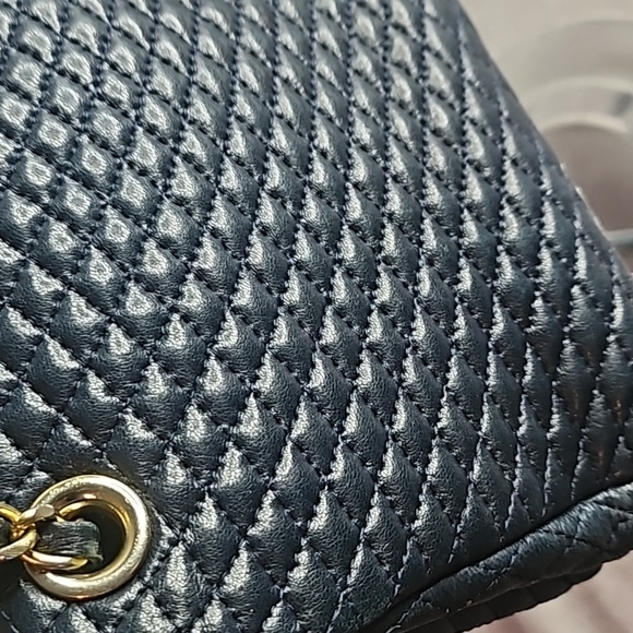 Bally Double Flap Navy Leather Gold Chain Crossbody Shoulder Bag Purse - Picture 3 of 15